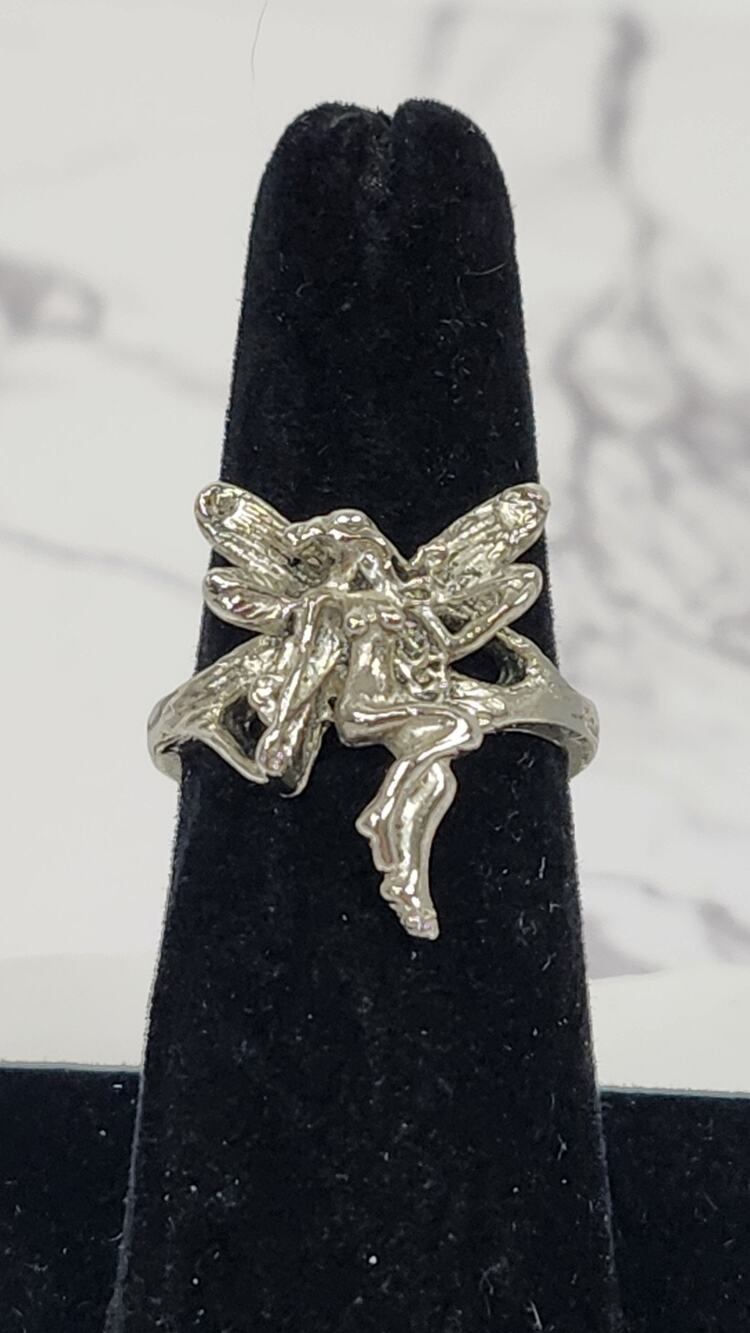 Vintage Silver Tone Pixie Fairy Statement Ring Winged Angel Costume Jewelry 7.5